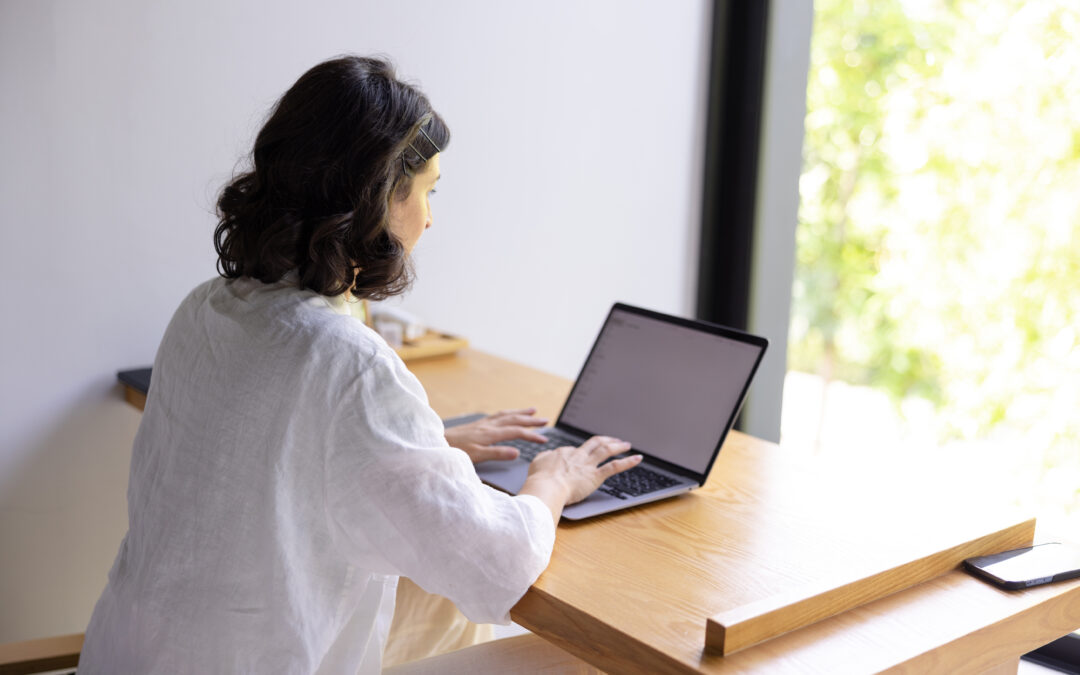 What is hybrid work?: Unlocking the Benefits of Hybrid Work